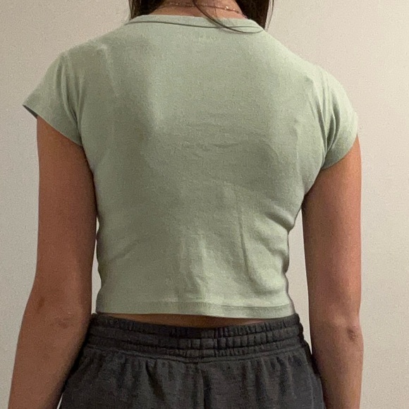 Battered motorcycle crop top - Picture 6 of 7